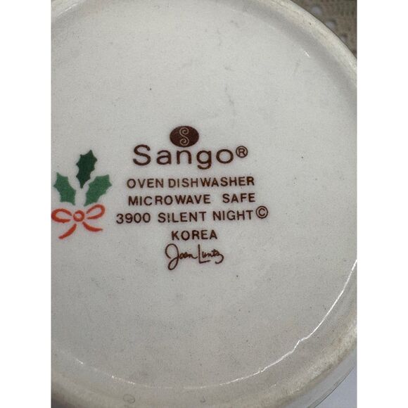Set of Four Vintage SANGO Christmas Mugs Silent Night Holiday Ice Skaters Snow - Picture 9 of 9